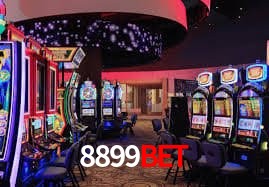 Jogos populares e pagamentos rápidos na 8899Bet